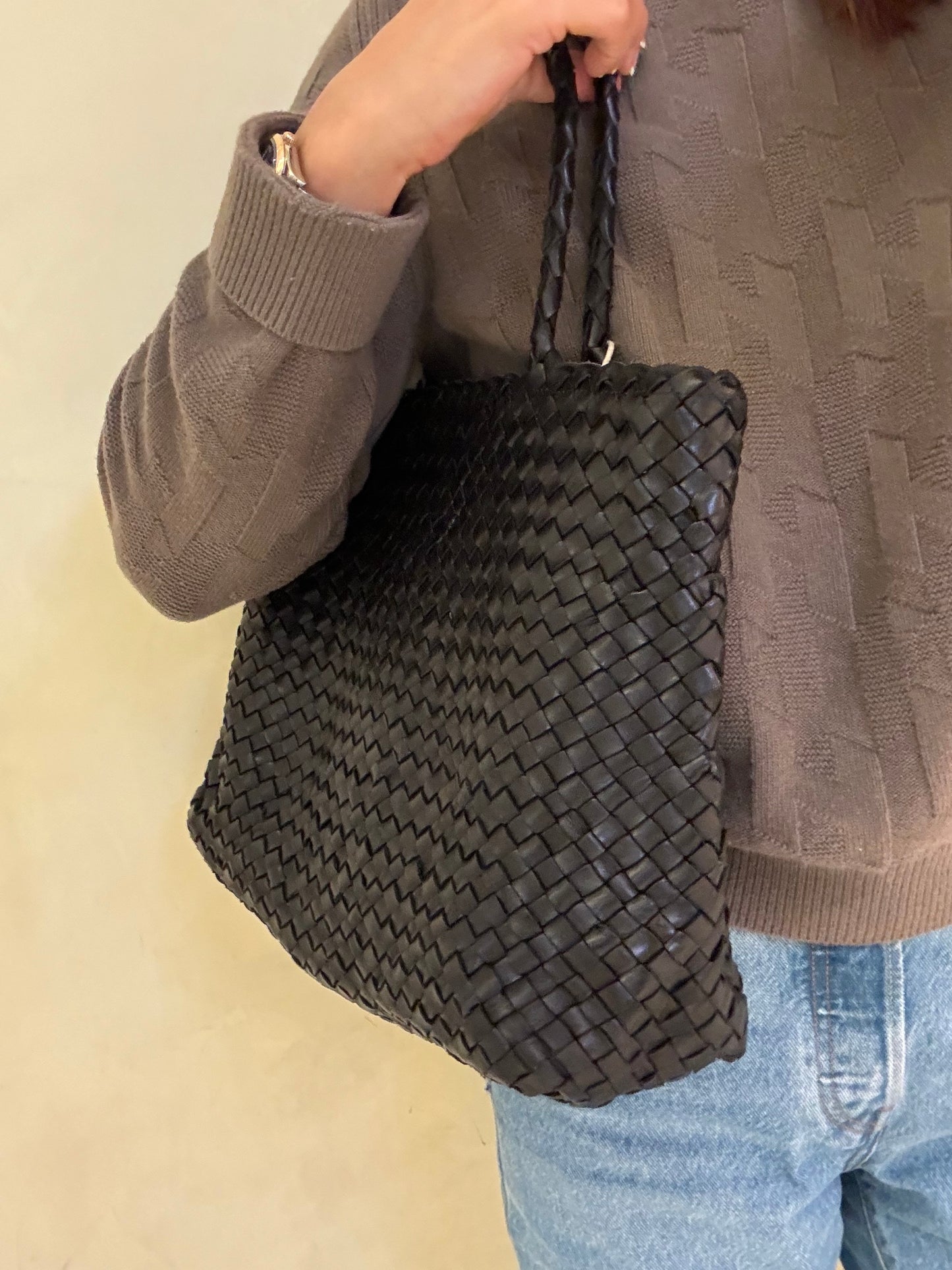Vintage Mesh Tote Black-Dragon Diffusion