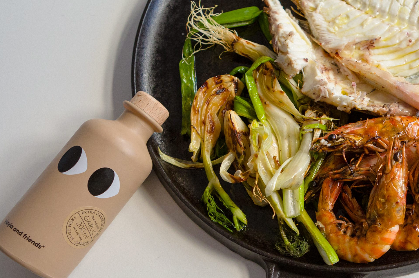 YIAYIA & FRIENDS Extra virgin olive oil with Garlic