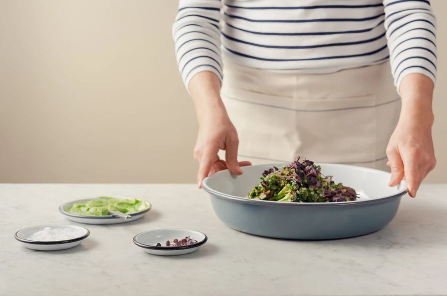 FALCON ENAMELWARE LARGE SALAD BOWL